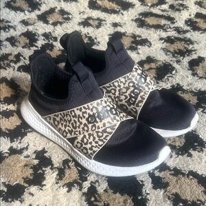 Adidas Cloufoam Puremotion Adapt leopard print shoes woman’s size 6.5